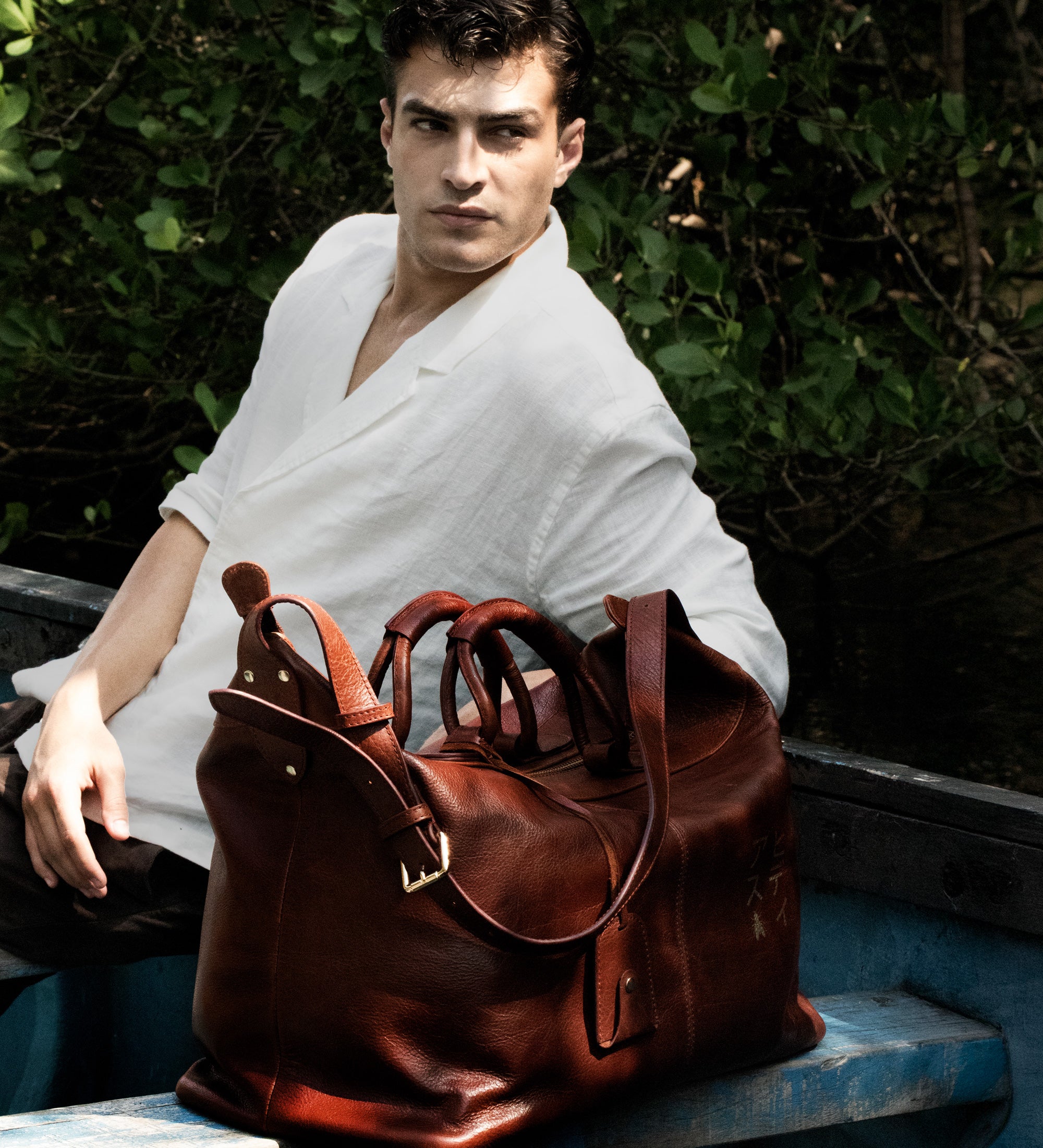kyoto weekender duffel - wine