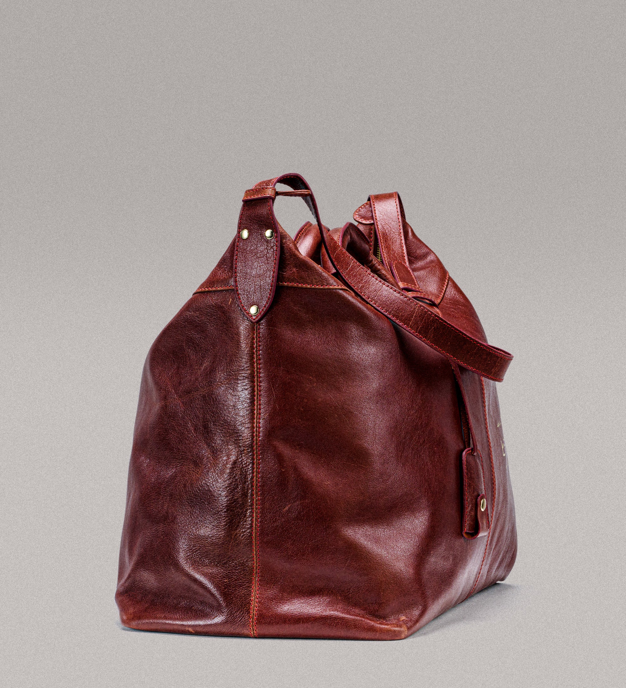 kyoto weekender duffel - wine